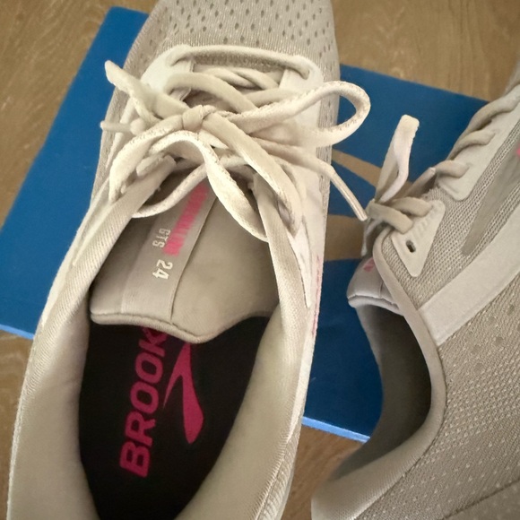 Brooks adrenaline GTS24 - Picture 5 of 9